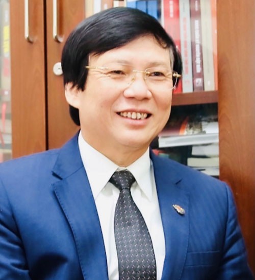 Báo chí chỉ hoàn thành sứ mệnh khi giàu tính chiến đấu và nhân văn Báo chí chỉ hoàn thành sứ mệnh khi giàu tính chiến đấu và nhân văn