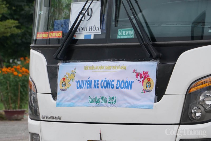Đà Nẵng: Người lao động về quê đón Tết sum vầy trên chuyến xe công đoàn