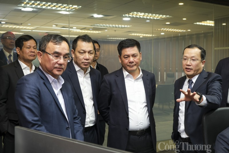 Nhu cầu điện dịp Tết  giảm: Sẽ phải cắt giảm nguồn để đảm bảo hệ thống điện an toàn, ổn định