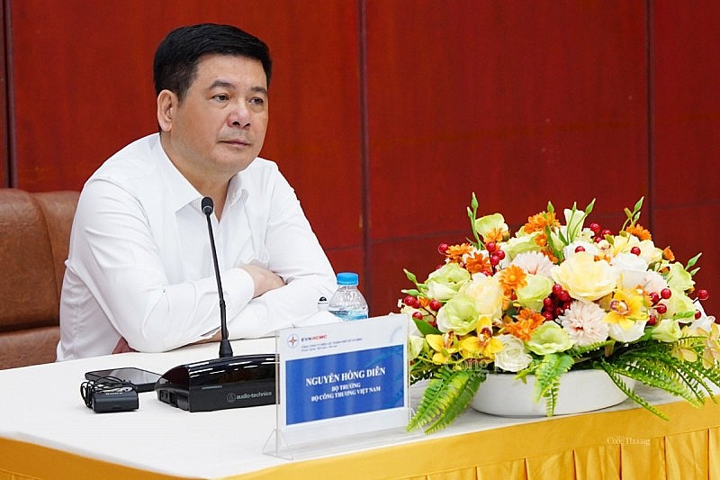 Bộ trưởng Bộ Công Thương kiểm tra công tác cấp điện dịp Tết tại Tp. Hồ Chí Minh Bộ trưởng Bộ Công Thương kiểm tra công tác cấp điện dịp Tết tại Tp. Hồ Chí Minh