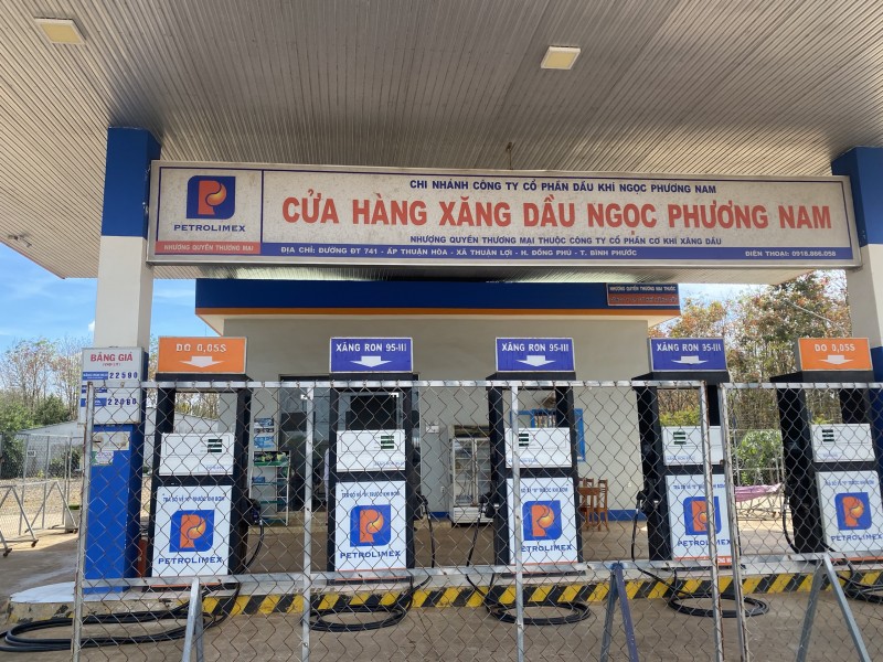 Bình Phước: Phát hiện, xử lý cơ sở kinh doanh xăng dầu ngừng bán khi chưa được cơ quan quản lý nhà nước có thẩm quyền chấp thuận Bình Phước: Phát hiện, xử lý cơ sở kinh doanh xăng dầu ngừng bán khi chưa được cơ quan quản lý nhà nước có thẩm quyền chấp thuận