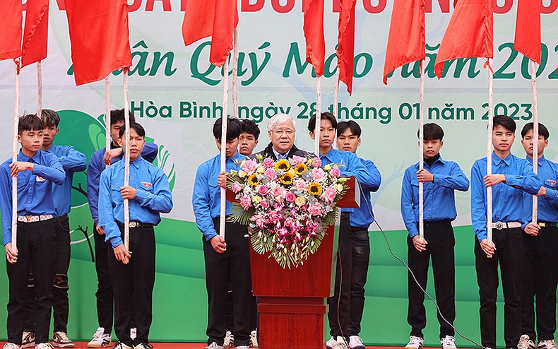 Tuổi trẻ cả nước phấn đấu trồng 20 triệu cây xanh trong năm 2023 ảnh 1
