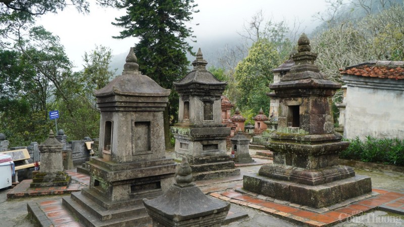 Yên Tử mang kiến trúc cổ độc đáo, hấp dẫn du khách tứ phươngYên Tử mang kiến trúc cổ độc đáo, hấp dẫn du khách tứ phương Yên Tử mang kiến trúc cổ độc đáo, hấp dẫn du khách tứ phươngYên Tử mang kiến trúc cổ độc đáo, hấp dẫn du khách tứ phương