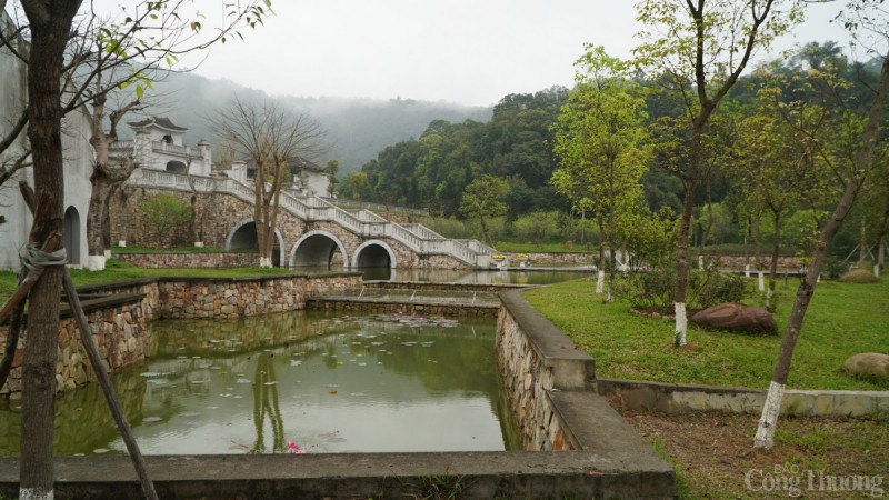 Quần thể khu du lịch Yên Tử với cảnh quan vô cùng hấp dẫn Quần thể khu du lịch Yên Tử với cảnh quan vô cùng hấp dẫn