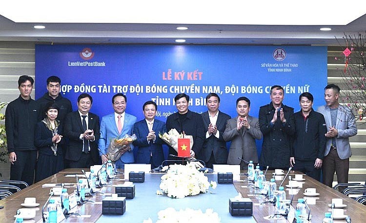 LienVietPostBank tài trợ cho 2 đội bóng chuyền nam – nữ Ninh Bình