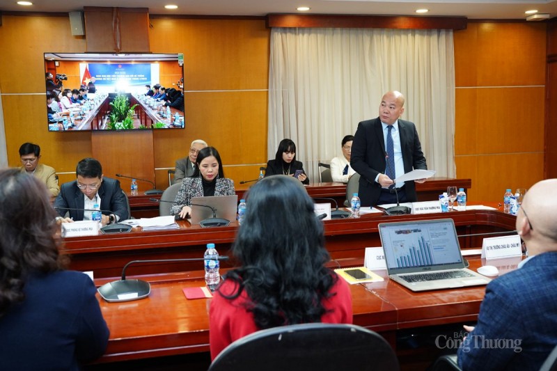 Bộ trưởng Nguyễn Hồng Diên: Xuất nhập khẩu, xúc tiến thương mại phải tiếp tục đổi mới để vươn tới đỉnh cao Bộ trưởng Nguyễn Hồng Diên: Xuất nhập khẩu, xúc tiến thương mại phải tiếp tục đổi mới để vươn tới đỉnh cao