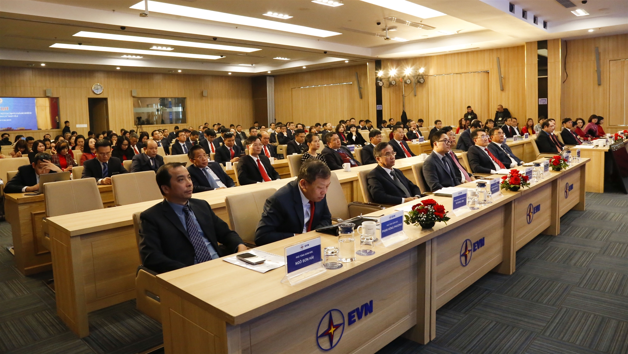 Đại hội Công đoàn Cơ quan Tập đoàn Điện lực Việt Nam lần thứ VI, nhiệm kỳ 2023-2028 thành công tốt đẹp. 6