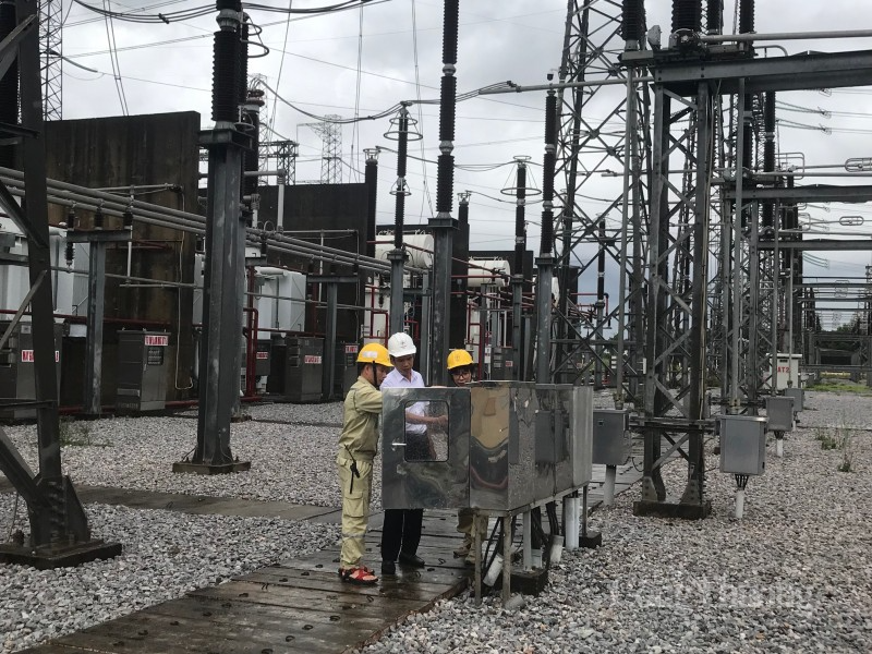 Chủ tịch EVNNPT kiểm tra công tác ứng dụng khoa học công nghệ tại PTC1 Chủ tịch EVNNPT kiểm tra công tác ứng dụng khoa học công nghệ tại PTC1