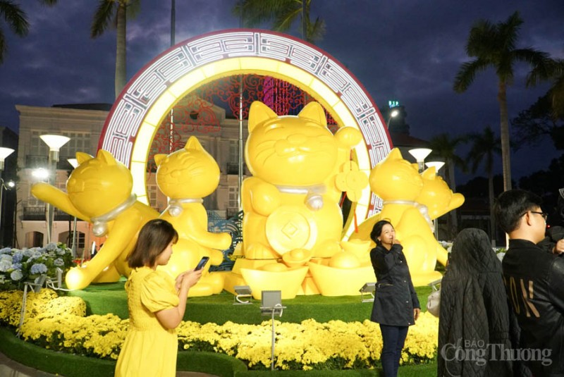 Những linh vật mèo ở đường hoa Xuân Đà Nẵng sẽ được tặng cho các trường mầm non