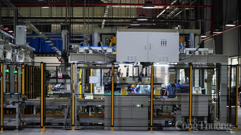 Công nghiệp chế biến chế tạo tiếp tục là điểm sáng của tỉnh Quảng Ninh trong tháng 1/2022 Công nghiệp chế biến chế tạo tiếp tục là điểm sáng của tỉnh Quảng Ninh trong tháng 1/2022