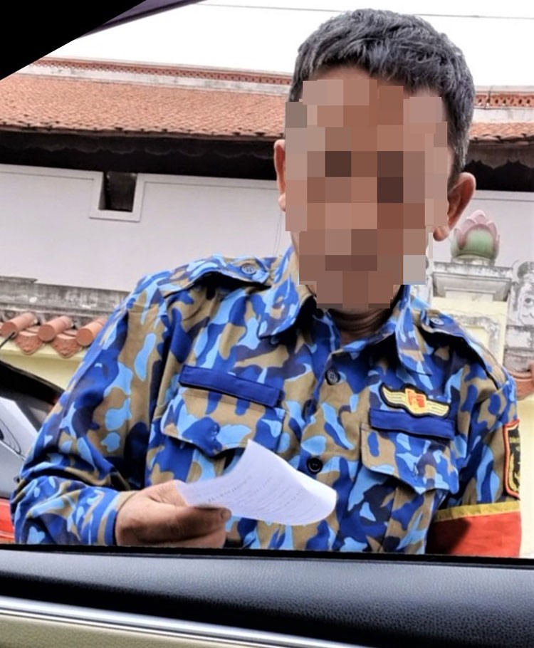 Chiêu trò quay vòng vé xe thu tiền khách đi lễ đầu năm Chiêu trò quay vòng vé xe thu tiền khách đi lễ đầu năm