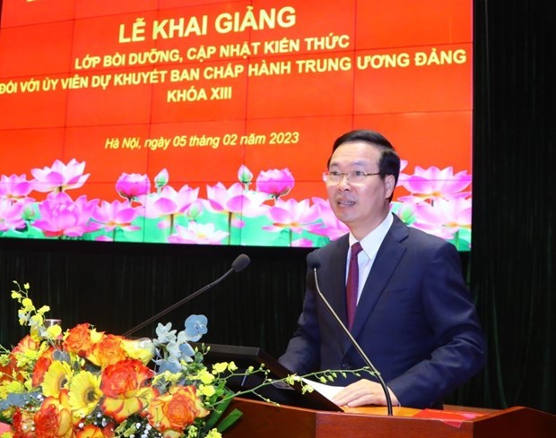 Khai giảng Lớp bồi dưỡng với Ủy viên dự khuyết BCH Trung ương Đảng hình ảnh 2 Khai giang Lop boi duong voi Uy vien du khuyet BCH Trung uong Dang hinh anh 2