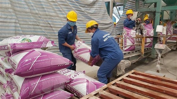Kim ngạch thương mại Việt Nam-Lào năm 2022 tăng trưởng ấn tượng hình ảnh 1 Kim ngach thuong mai Viet Nam-Lao nam 2022 tang truong an tuong hinh anh 1