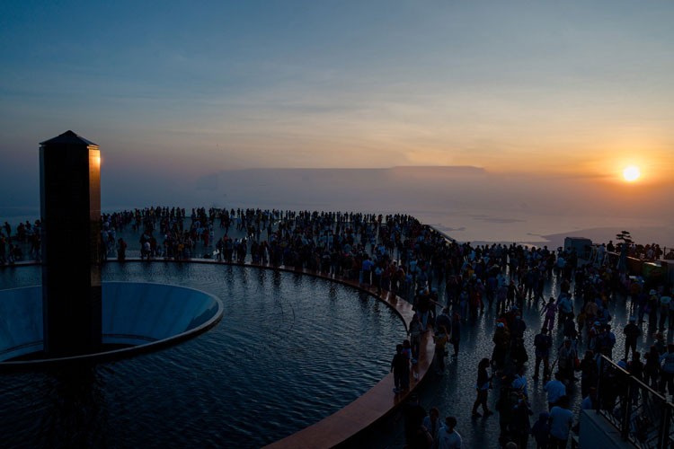 Rằm tháng Giêng, núi Bà Đen vượt lượng khách so với nhiều điểm đến tâm linh Rằm tháng Giêng, núi Bà Đen vượt lượng khách so với nhiều điểm đến tâm linh