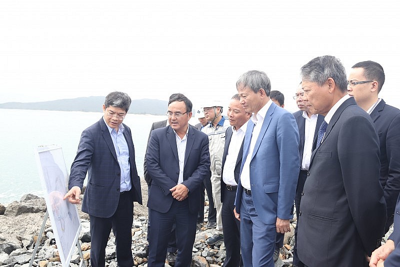 EVN phát động thi đua nhà máy Nhiệt điện Quảng Trạch I EVN phát động thi đua nhà máy Nhiệt điện Quảng Trạch I