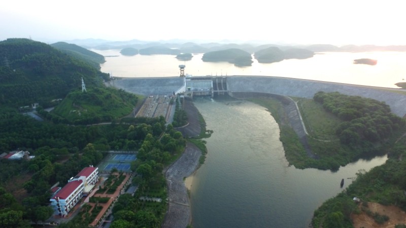 Công ty Cổ phần Thủy điện Thác Bà thực hiện xả nước đợt 1 phục vụ gieo cấy lúa vụ Xuân 2023 Công ty Cổ phần Thủy điện Thác Bà thực hiện xả nước đợt 1 phục vụ gieo cấy lúa vụ Xuân 2023