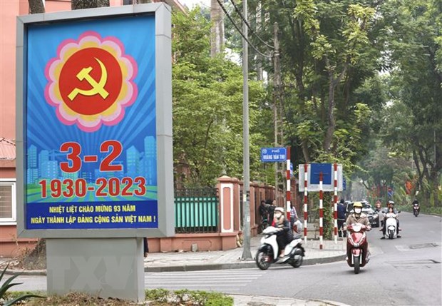 Báo Lào ca ngợi sự trưởng thành và lớn mạnh của Đảng Cộng sản Việt Nam hình ảnh 1 Bao Lao ca ngoi su truong thanh va lon manh cua Dang Cong san Viet Nam hinh anh 1
