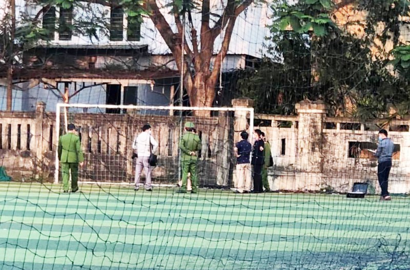 Thừa Thiên Huế: Hy hữu một nam sinh tử vong do cầu môn đè trúng lúc đá bóng