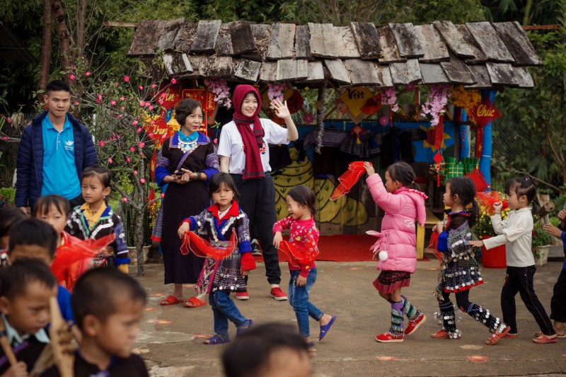 Chuyến xe Home Love mang “Tết tròn" về trên rẻo cao của Credit Chuyến xe Home Love mang “Tết tròn" về trên rẻo cao của Credit
