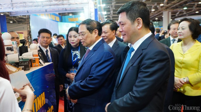 Thủ tướng Chính phủ chủ trì Hội nghị phát triển vùng Đồng bằng sông Hồng Thủ tướng Chính phủ chủ trì Hội nghị phát triển vùng Đồng bằng sông Hồng