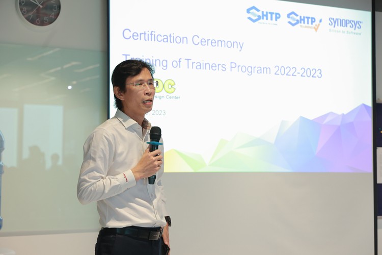 Tăng cường đào tạo giảng viên chất lượng cao trong ngành vi mạch, bắt kịp nhịp phát triển chung của khu vực