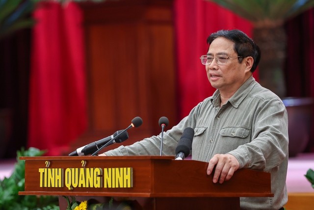 Thủ tướng Chính phủ Phạm Minh Chính phát biểu tại buổi làm việc. Thủ tướng Chính phủ Phạm Minh Chính phát biểu tại buổi làm việc.