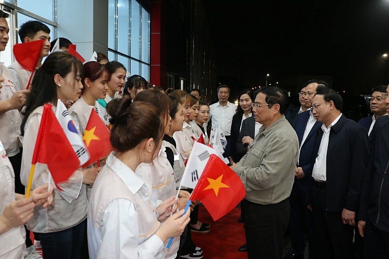 Thủ tướng Phạm Minh Chính thăm, làm việc tại Khu công nghiệp Đông Mai Thủ tướng Phạm Minh Chính thăm, làm việc tại Khu công nghiệp Đông Mai