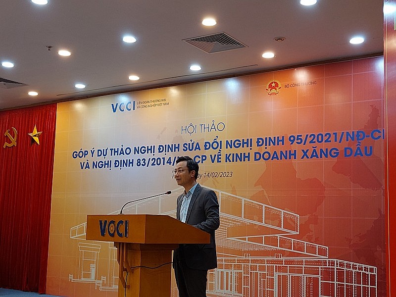 Bộ Công Thương và VCCI tổ chức Hội thảo Góp ý sửa đổi Nghị định kinh doanh xăng dầu: Lắng nghe và cầu thị Bộ Công Thương và VCCI tổ chức Hội thảo Góp ý sửa đổi Nghị định kinh doanh xăng dầu: Lắng nghe và cầu thị