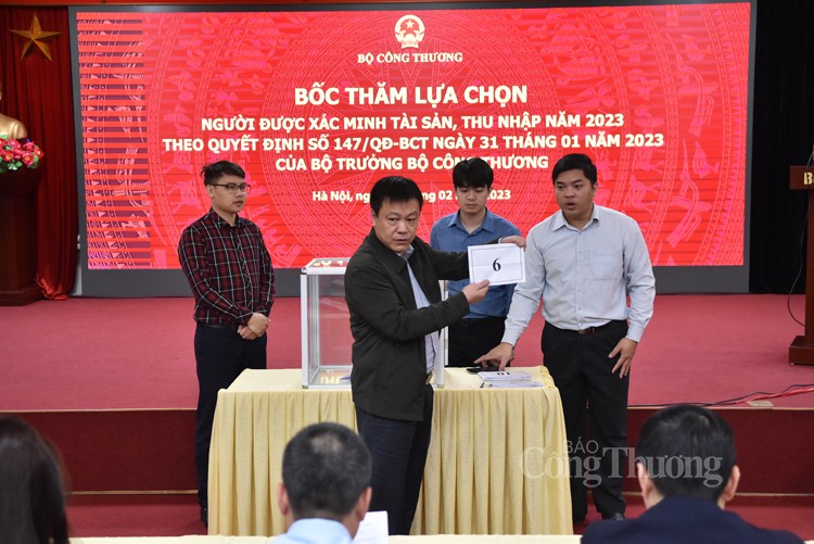 Bốc thăm ngẫu nhiên người được xác minh tài sản năm 2023 của Bộ Công Thương Bốc thăm ngẫu nhiên người được xác minh tài sản năm 2023 của Bộ Công Thương