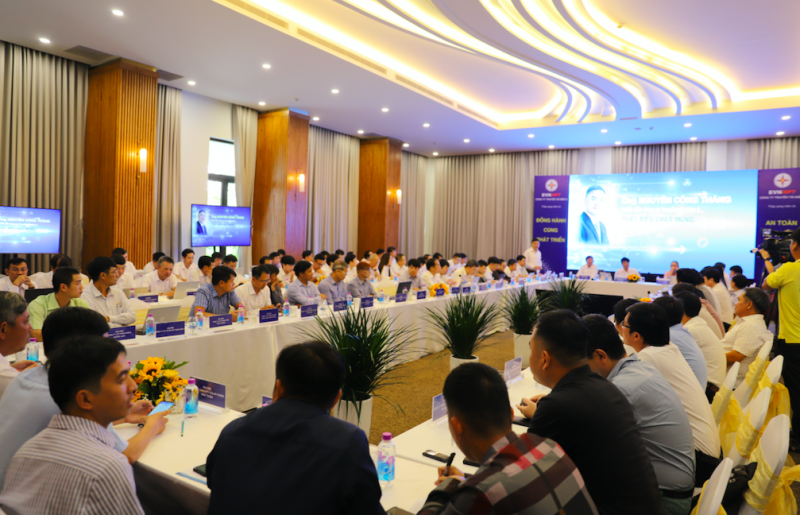 Hội thảo "Phối hợp điều độ, quản lý vận hành lưới điện truyền tải giữa các nhà máy năng lượng tái tạo" Hội thảo "Phối hợp điều độ, quản lý vận hành lưới điện truyền tải giữa các nhà máy năng lượng tái tạo"