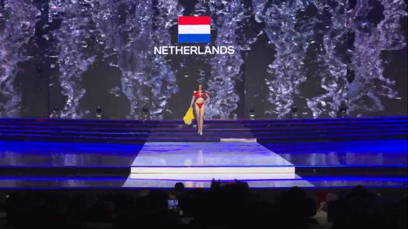 Hà Nội: Ô tô đâm liên hoàn 2 xe máy, 1 người tử vong Hà Nội: Ô tô đâm liên hoàn 2 xe máy, 1 người tử vong