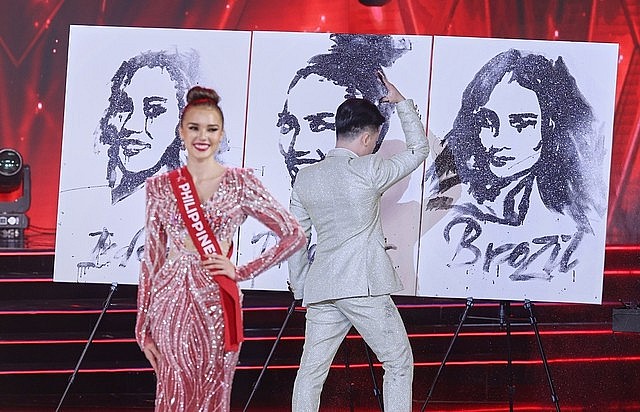 Hà Nội: Ô tô đâm liên hoàn 2 xe máy, 1 người tử vong Hà Nội: Ô tô đâm liên hoàn 2 xe máy, 1 người tử vong