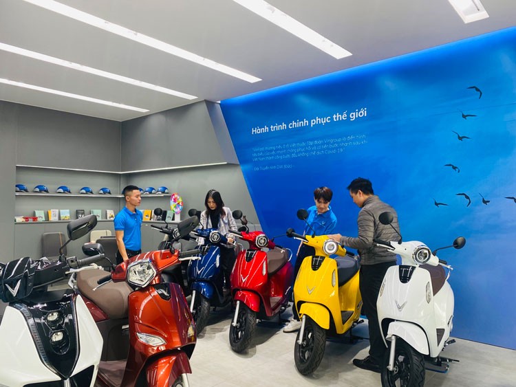 Chỉ 350 triệu làm đại lý ủy quyền xe máy điện VinFast: Cơ hội đầu tư hấp dẫn Chỉ 350 triệu làm đại lý ủy quyền xe máy điện VinFast: Cơ hội đầu tư hấp dẫn