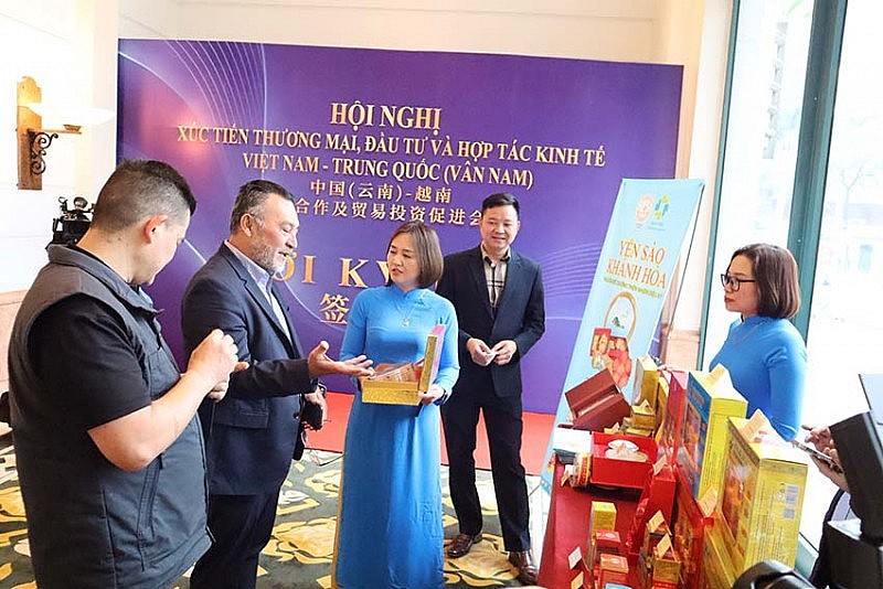 Hội nghị xúc tiến thương mại, đầu tư và hợp tác kinh tế Việt Nam – Trung Quốc (Vân Nam) Hội nghị xúc tiến thương mại, đầu tư và hợp tác kinh tế Việt Nam – Trung Quốc (Vân Nam)