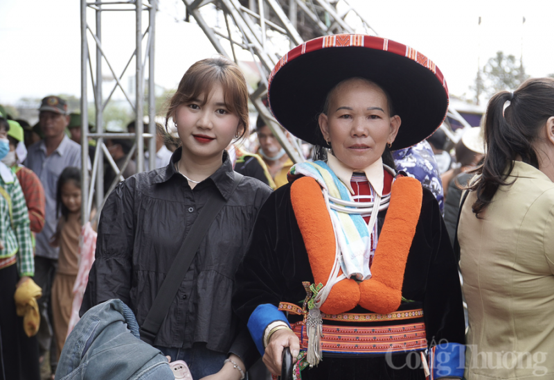 Rộn ràng Lễ hội Hảng Pồ của đồng bào các dân tộc tại Đắk Lắk Rộn ràng Lễ hội Hảng Pồ của đồng bào các dân tộc tại Đắk Lắk