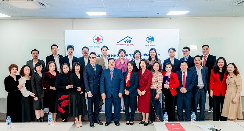 “Quỹ Chăm sóc sức khỏe gia đình Việt Nam” tiếp tục hợp tác cùng Hội Chữ thập đỏ Việt Nam “Quỹ Chăm sóc sức khỏe gia đình Việt Nam” tiếp tục hợp tác cùng Hội Chữ thập đỏ Việt Nam