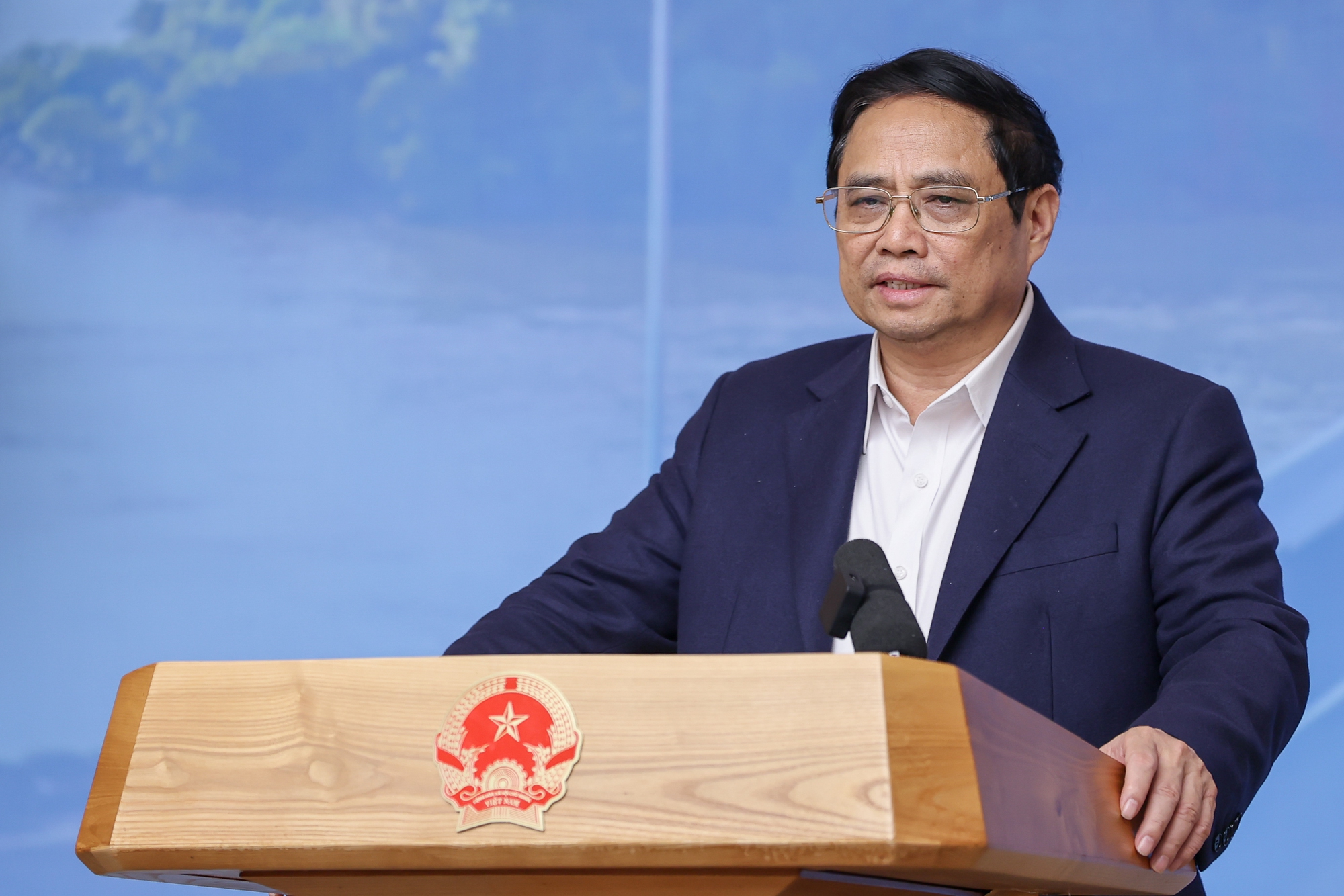 Tiếp tục tháo gỡ khó khăn, vướng mắc, thúc đẩy các dự án trọng điểm ngành GTVT - Ảnh 2. Tiếp tục tháo gỡ khó khăn, vướng mắc, thúc đẩy các dự án trọng điểm ngành GTVT - Ảnh 2.