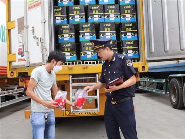 Xuất khẩu nông sản qua các cửa khẩu Lạng Sơn tăng mạnh đầu năm 2023 hình ảnh 1 Xuat khau nong san qua cac cua khau Lang Son tang manh dau nam 2023 hinh anh 1