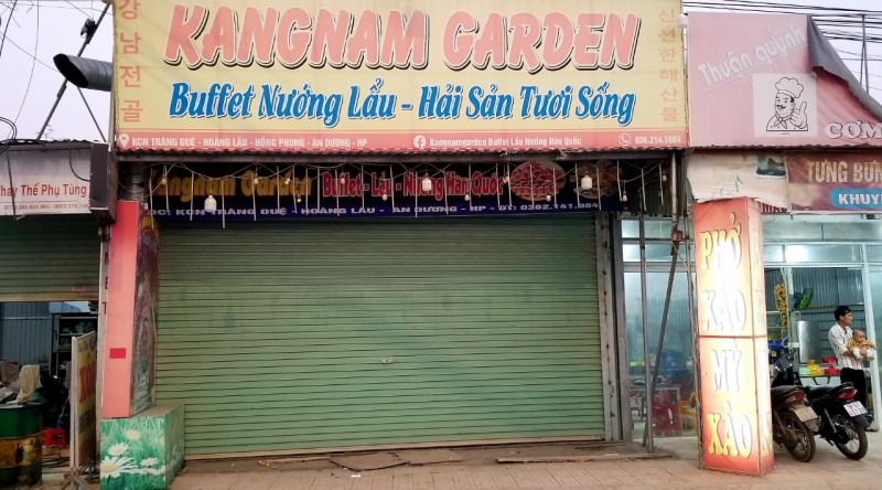 Quán nhậu nơi xảy ra vụ nổ đã đóng cửa sau đó (Ảnh Giang Linh) Quán nhậu nơi xảy ra vụ nổ đã đóng cửa sau đó (Ảnh Giang Linh)