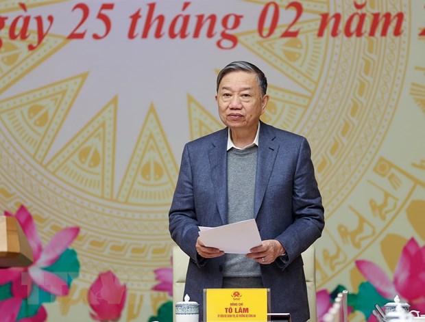 Không yêu cầu xác nhận cư trú trong giải quyết thủ tục hành chính hình ảnh 2 Khong yeu cau xac nhan cu tru trong giai quyet thu tuc hanh chinh hinh anh 2