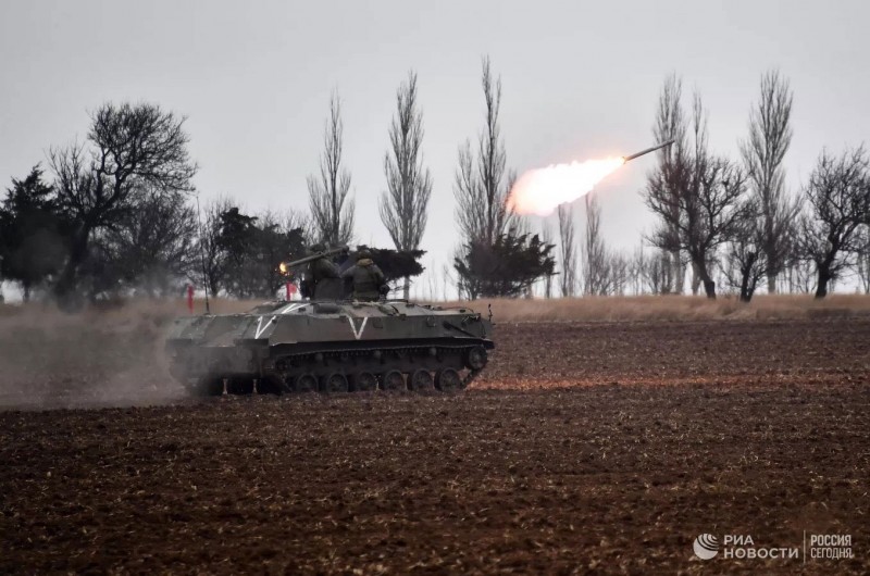 Chiến sự Nga-Ukraine 26/2: Nga tăng cường tàu chiến ở Biển Đen, ông Medvedev bác tin Nga đang cạn kiệt tên lửa Chiến sự Nga-Ukraine 26/2: Nga tăng cường tàu chiến ở Biển Đen, ông Medvedev bác tin Nga đang cạn kiệt tên lửa