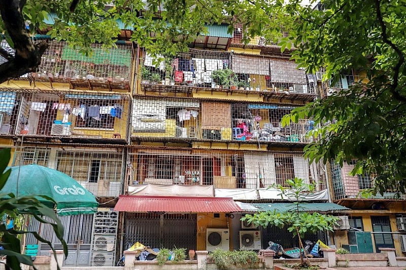 Hiện nhiều chung cư cũ đã quá niên hạn sử dụng, xuống cấp nên khi xảy ra động đất nguy cơ thiếu an toàn rất cao. Hiện nhiều chung cư cũ đã quá niên hạn sử dụng, xuống cấp nên khi xảy ra động đất nguy cơ thiếu an toàn rất cao.