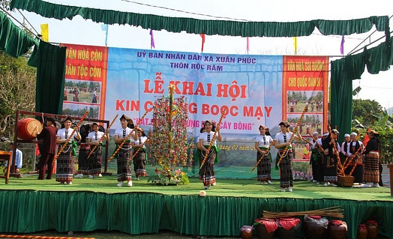 Độc đáo Lễ hội Kin Chiêng Boọc Mạy của đồng bào dân tộc Thái ở xứ Thanh Độc đáo Lễ hội Kin Chiêng Boọc Mạy của đồng bào dân tộc Thái ở xứ Thanh