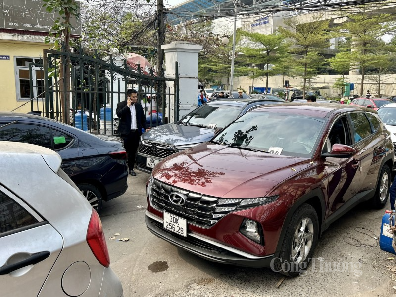 Tuy nhiên, thiếu hụt nhân sự trong khi các trung tâm đăng kiểm vẫn đang phải đóng cửa phục vụ điều tra đã khiến việc khôi phục hoạt động các đơn vị đăng kiểm của Cục Đăng kiểm VN gặp nhiều khó khăn