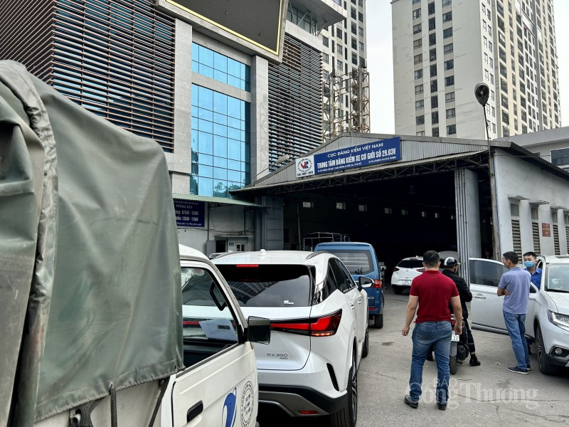 Bộ Giao thông Vận tải đề xuất không phạt xe quá hạn đăng kiểm trong vòng 15 ngày Bộ Giao thông Vận tải đề xuất không phạt xe quá hạn đăng kiểm trong vòng 15 ngày