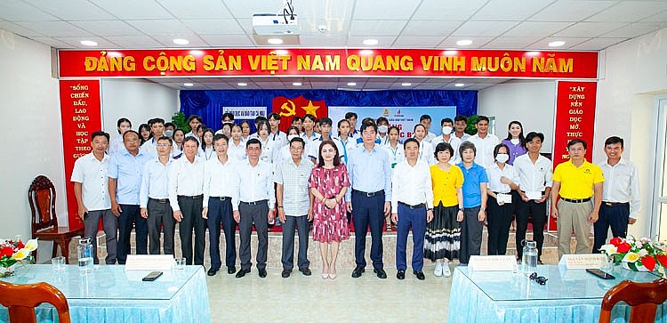 Công đoàn ngành Dầu khí tiếp tục đồng hành cùng giáo dục Công đoàn ngành Dầu khí tiếp tục đồng hành cùng giáo dục