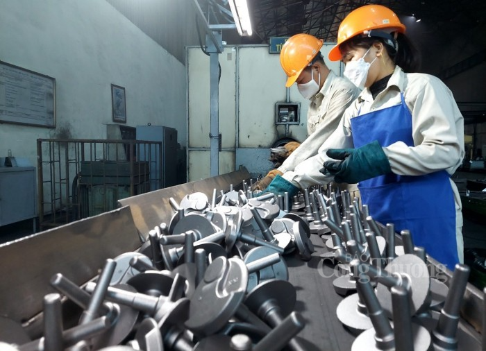 Bài 2: Vai trò của ngành cơ khí trong phát triển công nghiệp ô tô Bài 2: Vai trò của ngành cơ khí trong phát triển công nghiệp ô tô