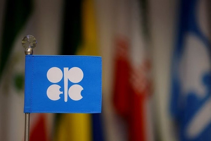 Cờ OPEC vào ngày diễn ra cuộc họp OPEC+ ở Vienna, Áo (ảnh: Reuters) Cờ OPEC vào ngày diễn ra cuộc họp OPEC+ ở Vienna, Áo (ảnh: Reuters)