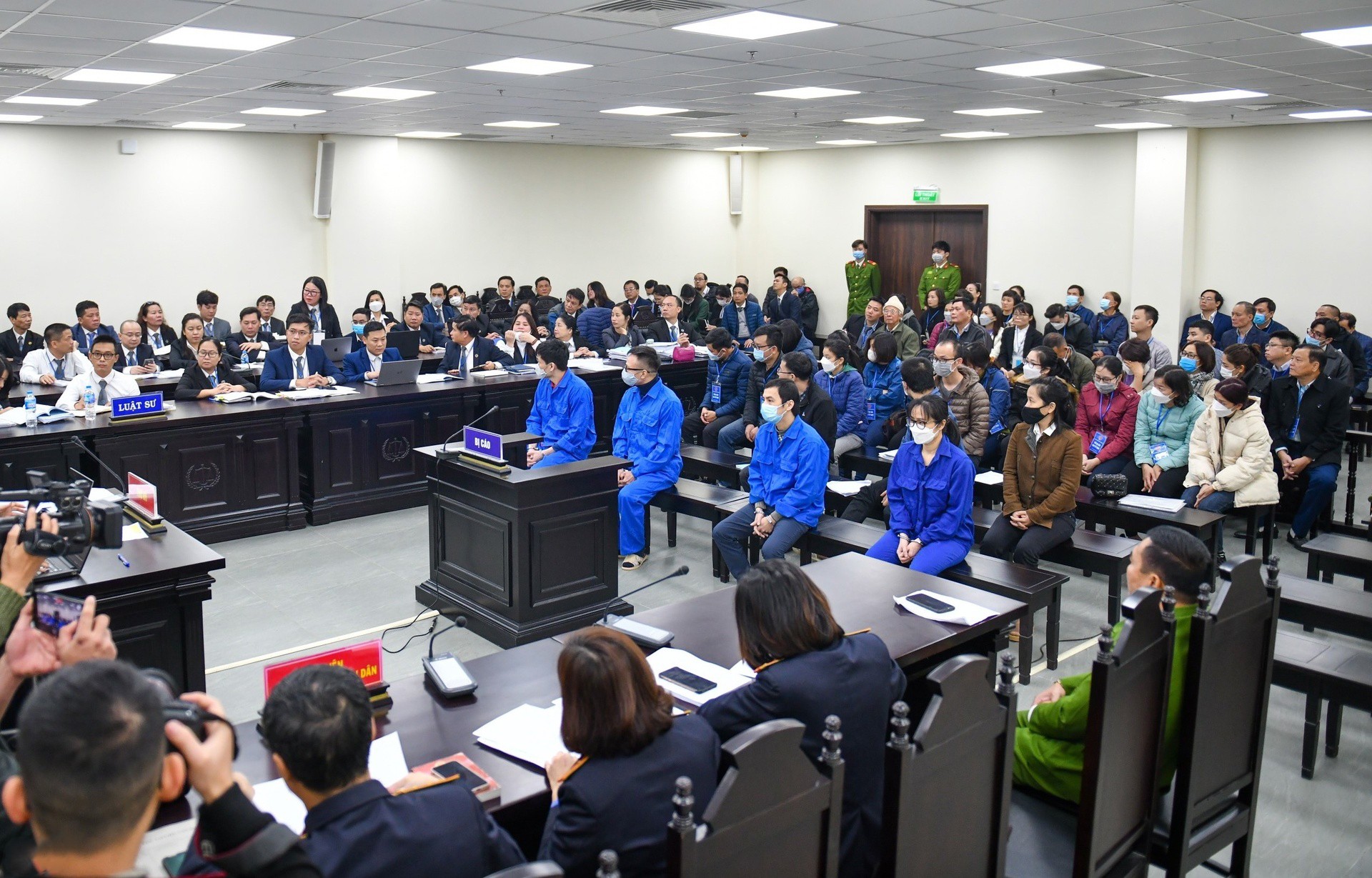 Mở lại phiên xử vụ “siêu lừa” chiếm đoạt 433 tỷ đồng của ngân hàng vào ngày 9/3