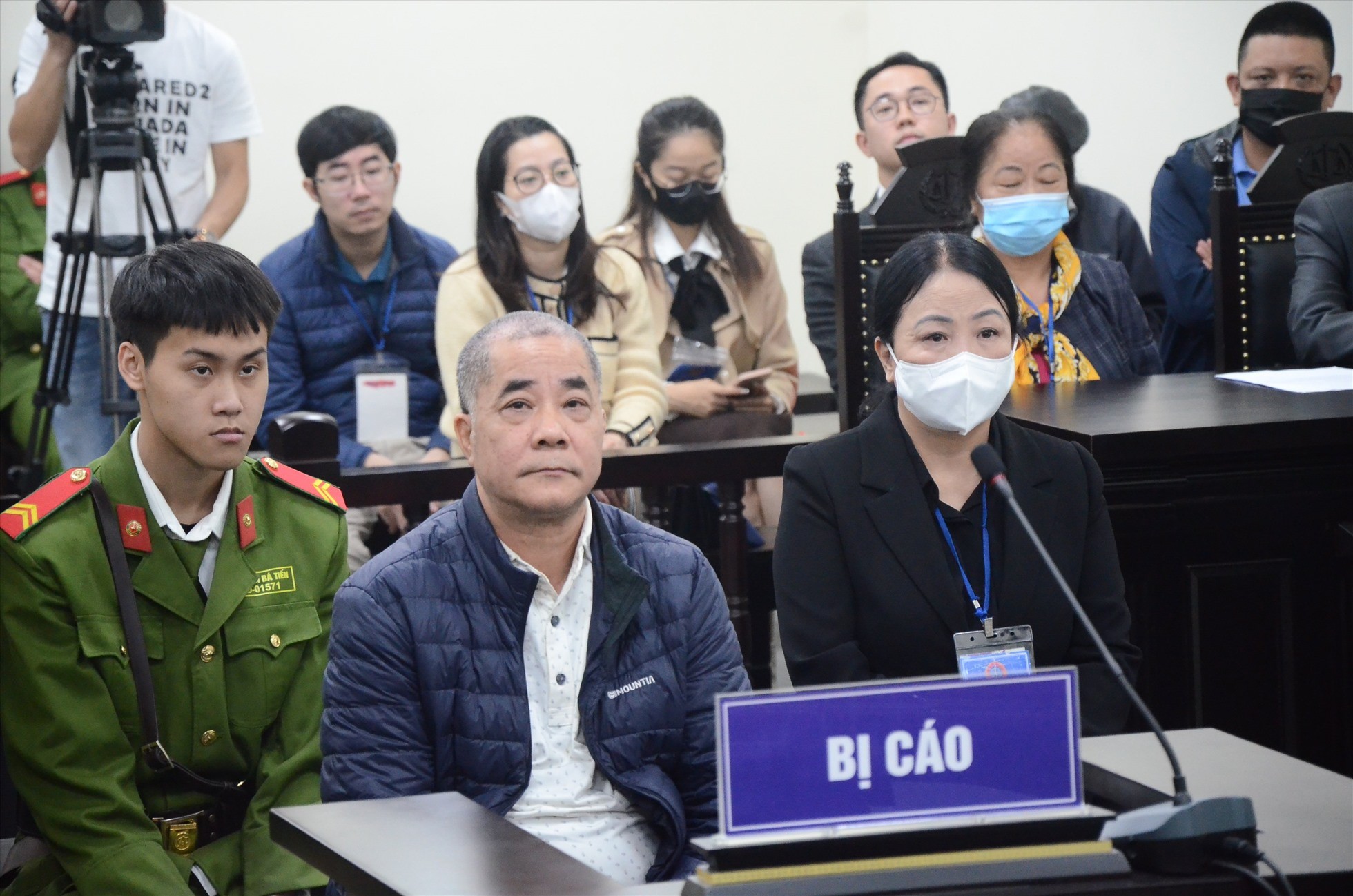 Lại hoãn xử kỳ án tranh chấp